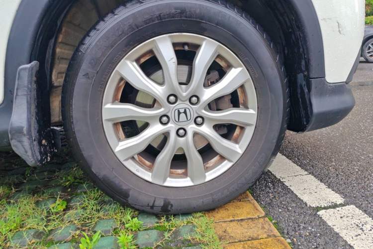 Used Honda CR-V 2013 2.0L 2WD Classic Edition Right Front Wheel Hub