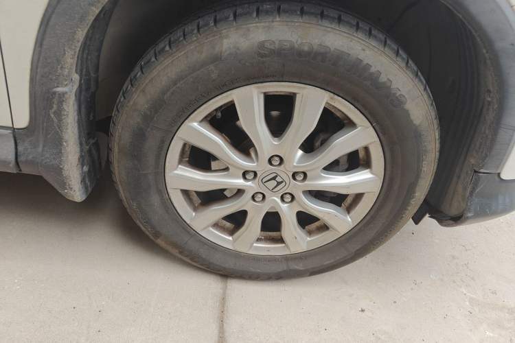 Used Honda CR-V 2013 2.0L Four-wheel Drive Classic Edition Right Front Wheel Hub