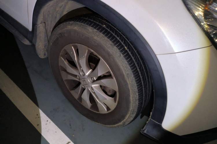 Used Honda CR-V 2013 2.0L 2WD Classic Edition Right Front Wheel Hub