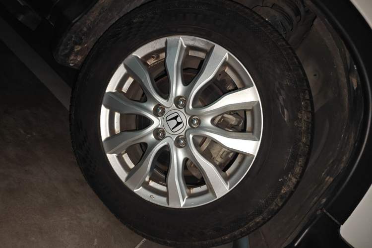 Used Honda CR-V 2013 2.0L 2WD Classic Edition Right Front Wheel Hub