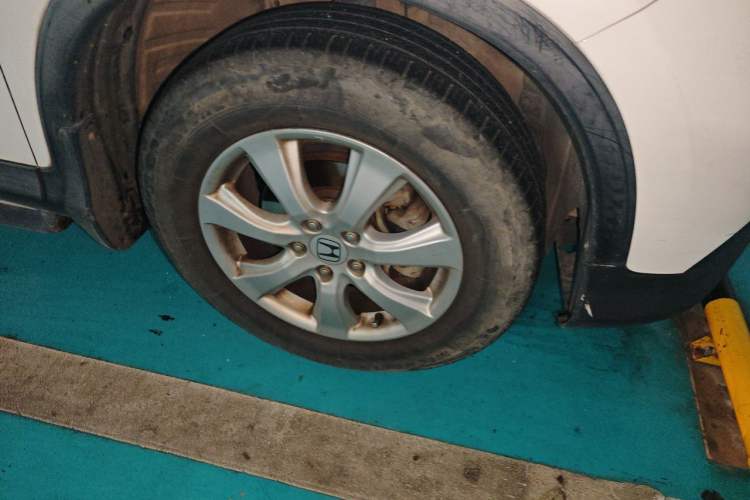 Used Honda CR-V 2013 2.0L 2WD Classic Edition Right Front Wheel Hub