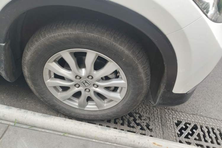 Used Honda CR-V 2013 2.0L 2WD Classic Edition Right Front Wheel Hub