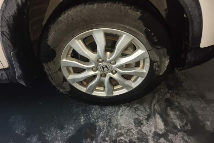 Used Honda CR-V 2013 2.0L 2WD Classic Edition Right Front Wheel Hub