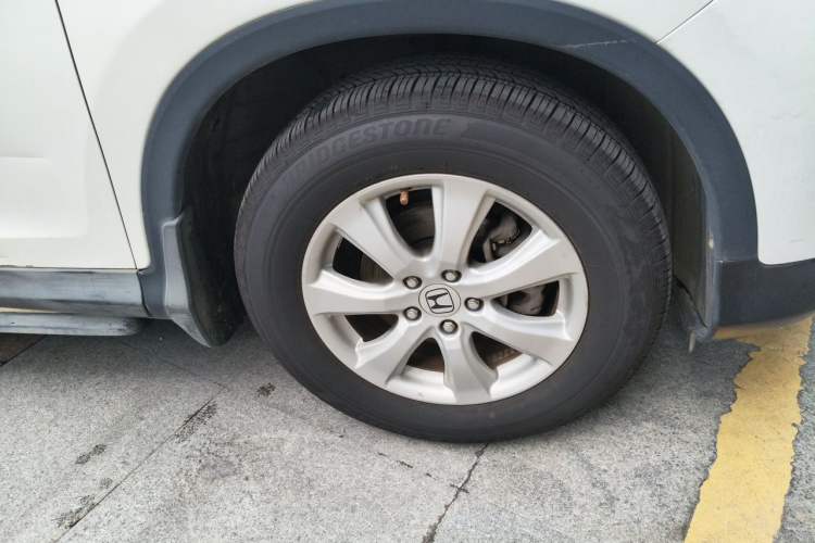 Used Honda CR-V 2013 2.0L 2WD Classic Edition Right Front Wheel Hub