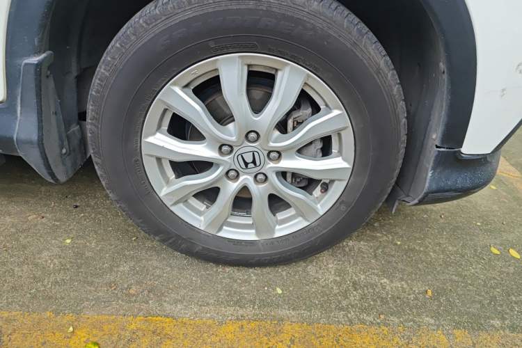 Used Honda CR-V 2013 2.0L 2WD Classic Edition Right Front Wheel Hub