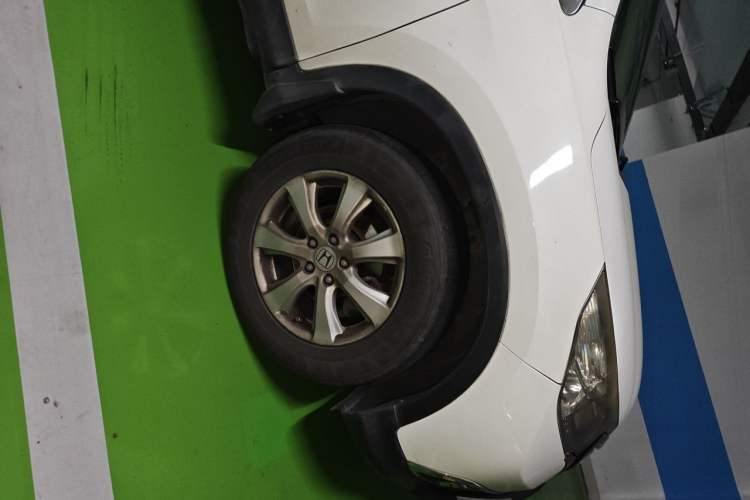 Used Honda CR-V 2013 2.0L 2WD Classic Edition Right Front Wheel Hub