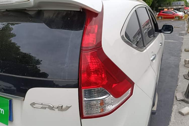 Used Honda CR-V 2013 2.4L two-wheel drive luxury version Right Rear Taillight