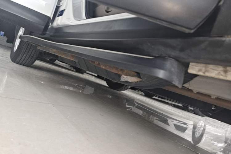 Used Honda CR-V 2013 2.0L 2WD Classic Edition Right Side Sill