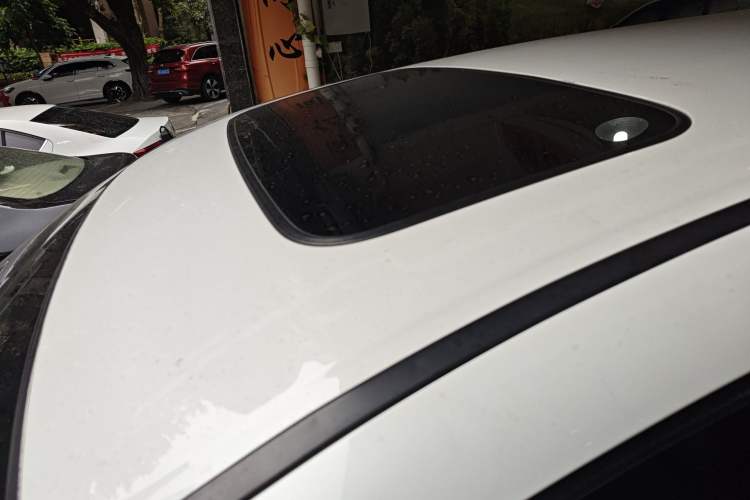 Used Honda CR-V 2013 2.0L 2WD Classic Edition Roof