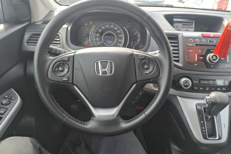 Used Honda CR-V 2013 2.4L two-wheel drive luxury version Steering Wheel