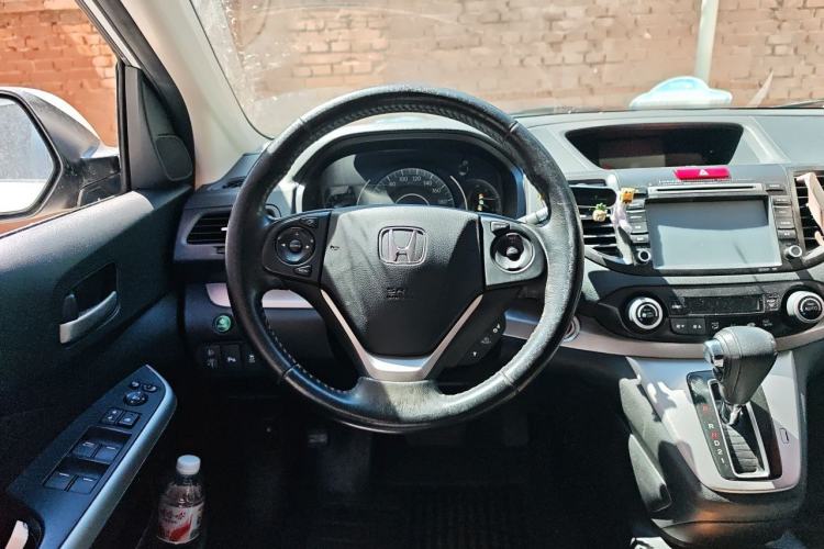 Used Honda CR-V 2013 2.4L four-wheel drive luxury version Steering Wheel