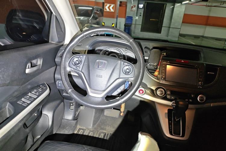 Used Honda CR-V 2013 2.4L four-wheel drive luxury version Steering Wheel