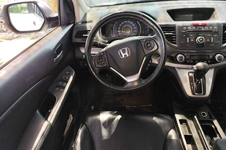 Used Honda CR-V 2013 2.4L two-wheel drive luxury version Steering Wheel