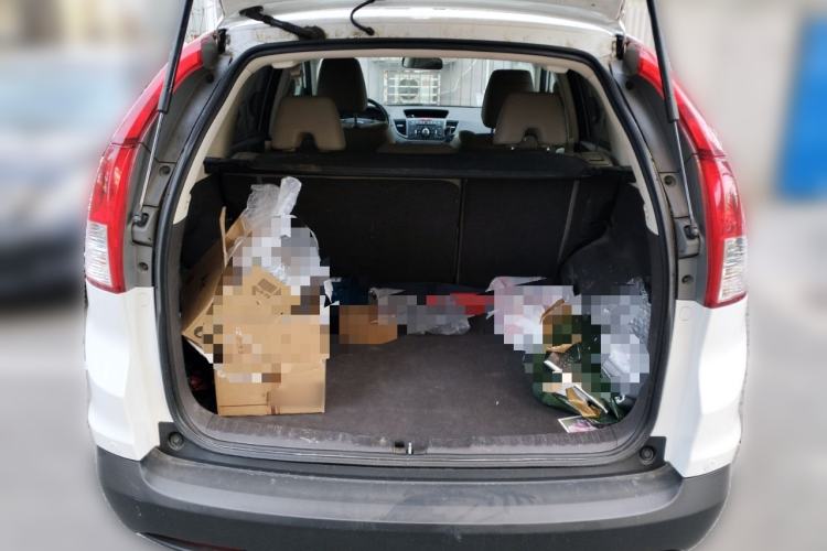 Used Honda CR-V 2013 2.4L two-wheel drive luxury version Trunk
