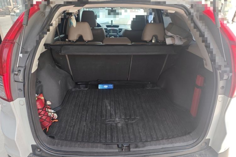 Used Honda CR-V 2013 2.4L four-wheel drive luxury version Trunk