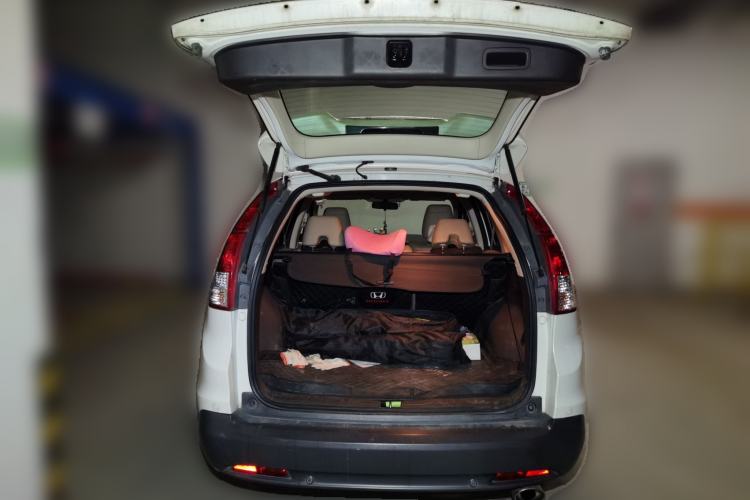 Used Honda CR-V 2013 2.4L Four-Wheel Drive Prestige Edition Trunk