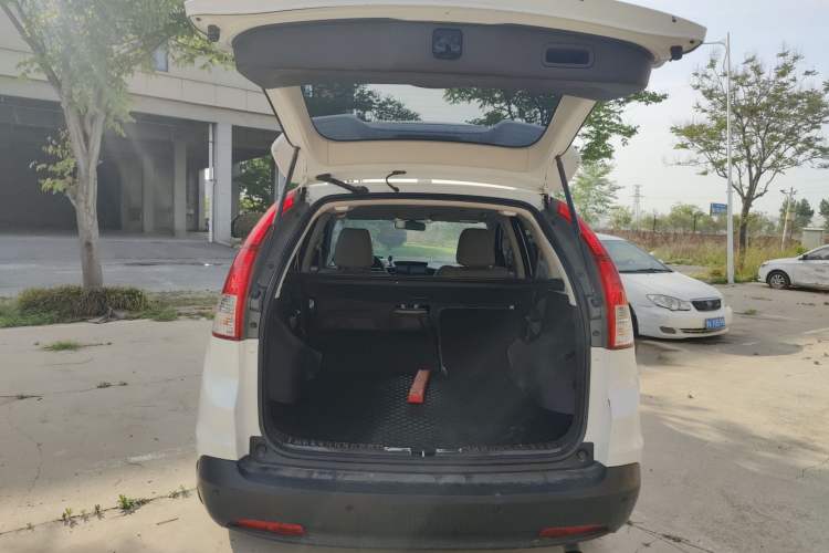 Used Honda CR-V 2013 2.0L Four-wheel Drive Classic Edition Trunk