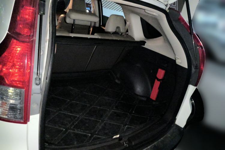 Used Honda CR-V 2013 2.0L 2WD Classic Edition Trunk