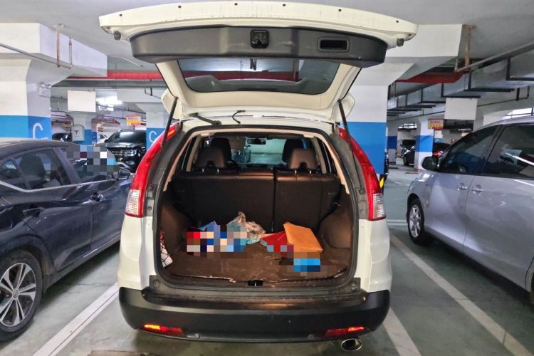 Used Honda CR-V 2013 2.4L four-wheel drive luxury version Trunk