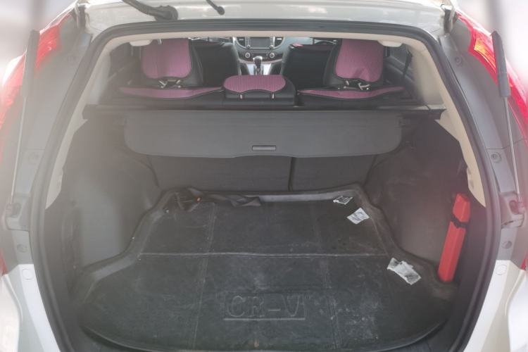 Used Honda CR-V 2013 2.4L four-wheel drive luxury version Trunk