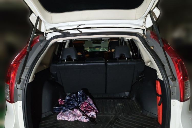 Used Honda CR-V 2013 2.4L two-wheel drive luxury version Trunk
