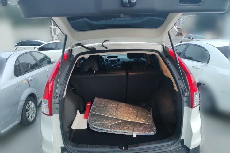 Used Honda CR-V 2013 2.4L four-wheel drive luxury version Trunk