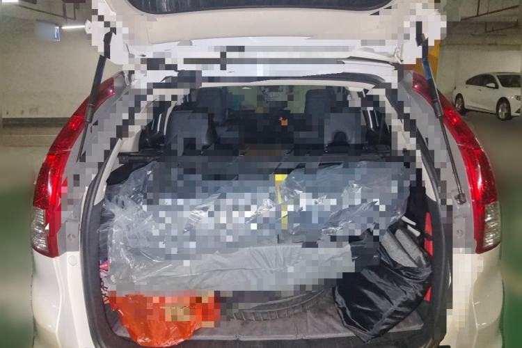 Used Honda CR-V 2013 2.4L four-wheel drive luxury version Trunk