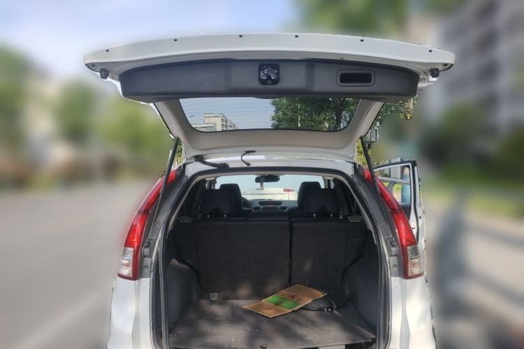 Used Honda CR-V 2013 2.0L 2WD Classic Edition Trunk