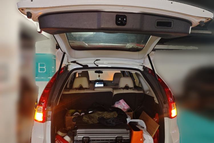 Used Honda CR-V 2013 2.0L 2WD Classic Edition Trunk