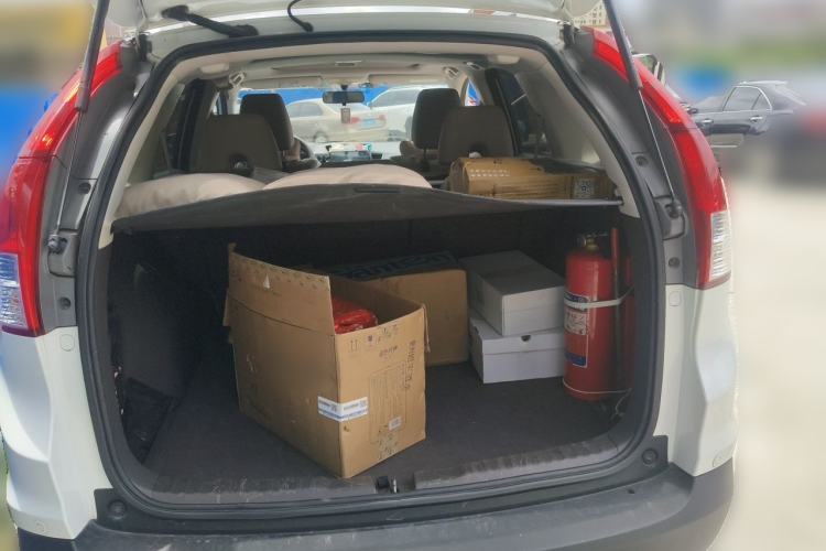 Used Honda CR-V 2013 2.4L four-wheel drive luxury version Trunk
