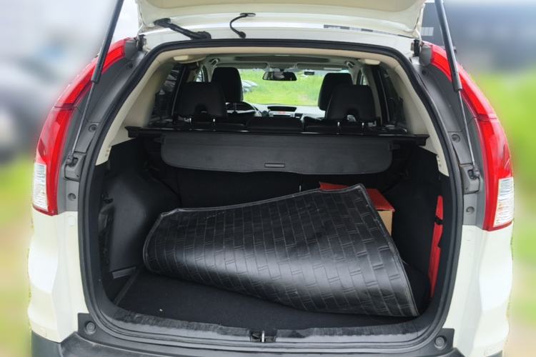 Used Honda CR-V 2013 2.4L two-wheel drive luxury version Trunk