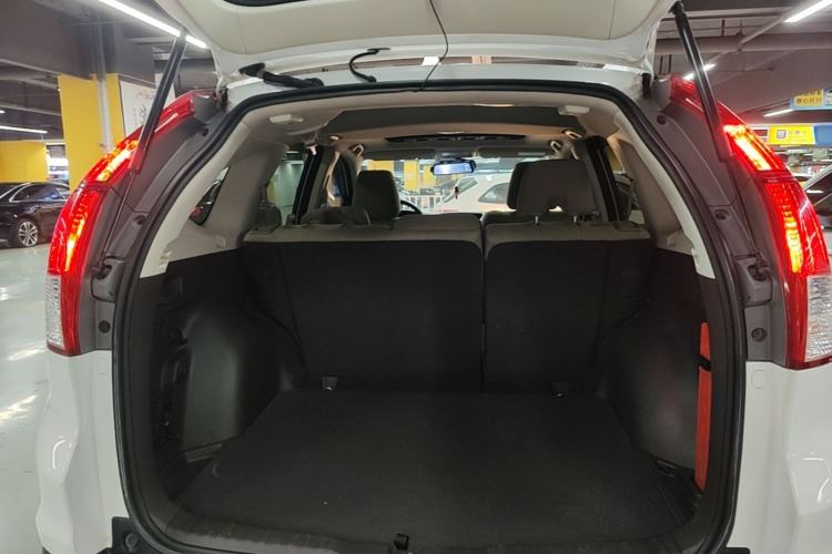Used Honda CR-V 2013 2.0L 2WD Classic Edition Trunk