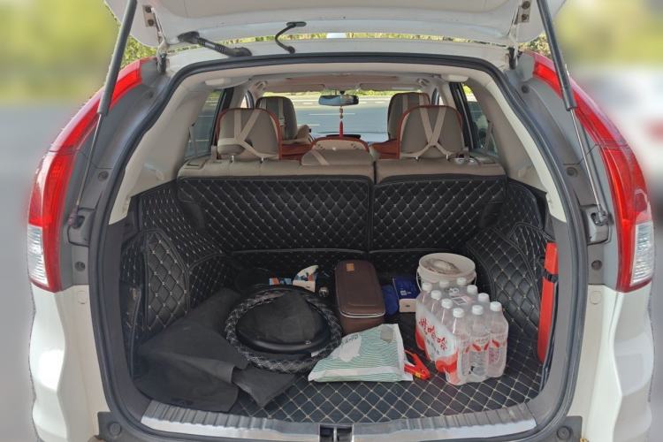 Used Honda CR-V 2013 2.0L 2WD Classic Edition Trunk
