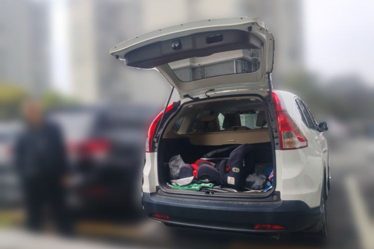 Used Honda CR-V 2013 2.0L 2WD Classic Edition Trunk