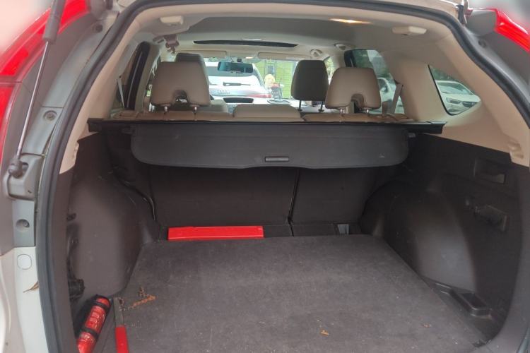 Used Honda CR-V 2013 2.4L two-wheel drive luxury version Trunk