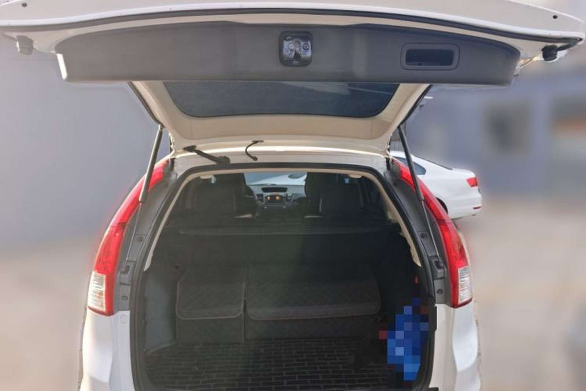 Used Honda CR-V 2013 2.4L four-wheel drive luxury version Trunk