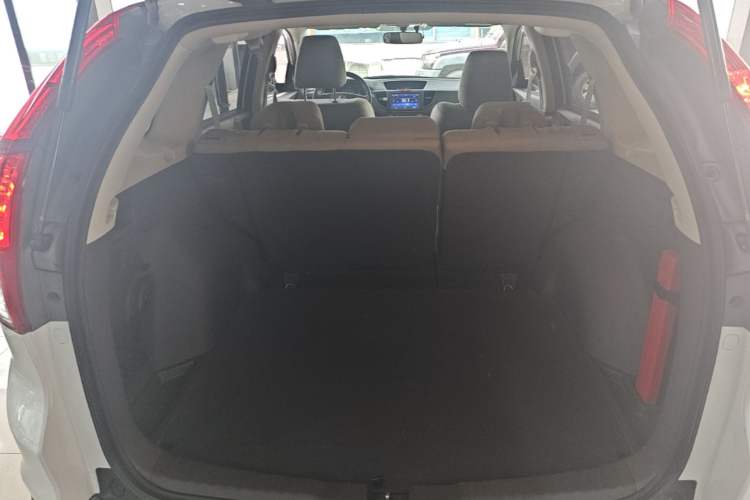 Used Honda CR-V 2013 2.0L 2WD Classic Edition Trunk