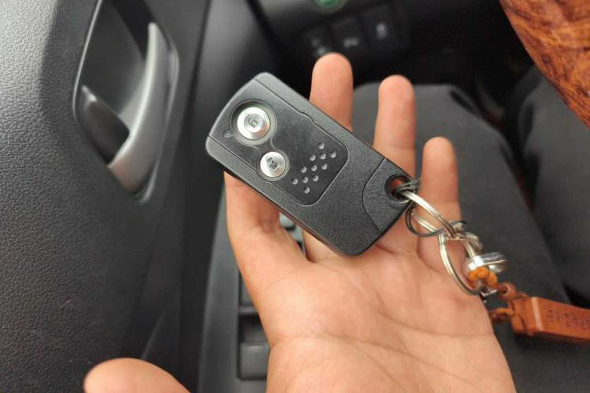 Used Honda CR-V 2013 2.4L four-wheel drive luxury version Vehicle Key
