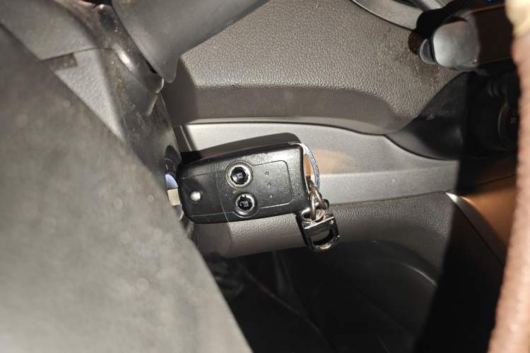 Used Honda CR-V 2013 2.0L 2WD Classic Edition Vehicle Key