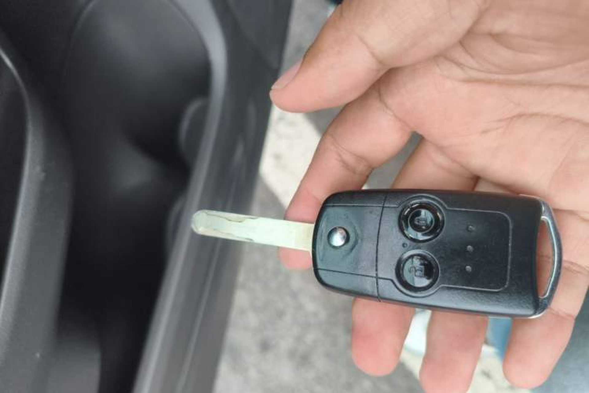 Used Honda CR-V 2013 2.0L 2WD Classic Edition Vehicle Key