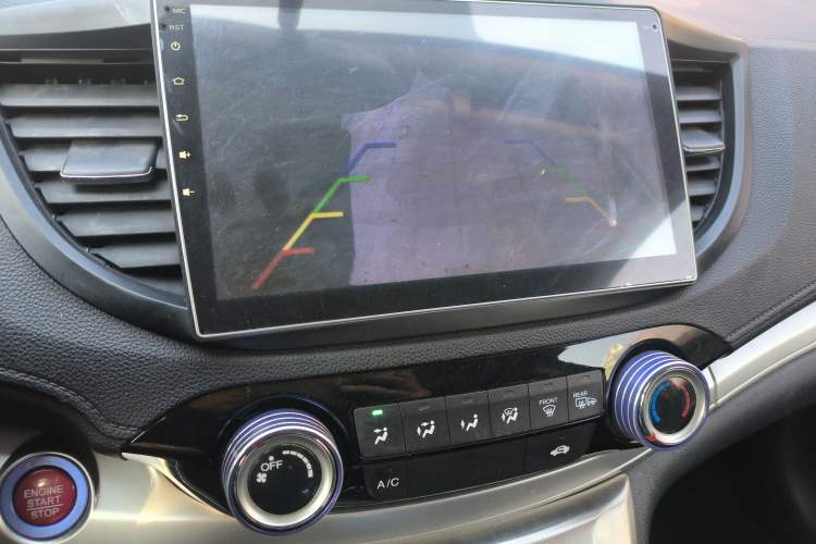 Used Honda CR-V 2015 2.0L two-wheel drive Fashion Edition Audio And AC Panel
