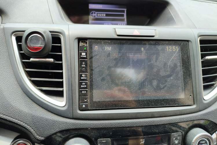 Used Honda CR-V 2015 2.4L two-wheel drive luxury version Audio And AC Panel