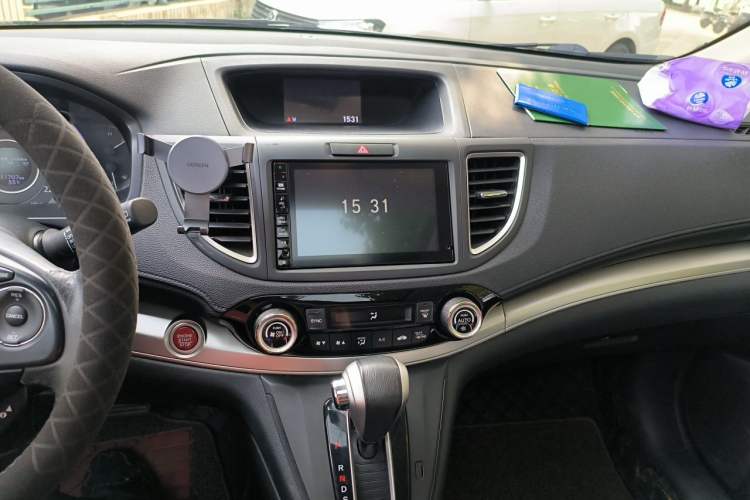 Used Honda CR-V 2015 2.4L two-wheel drive luxury version Audio And AC Panel
