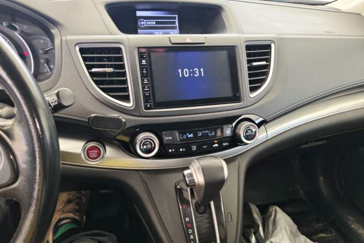 Used Honda CR-V 2015 2.4L two-wheel drive luxury version Audio And AC Panel