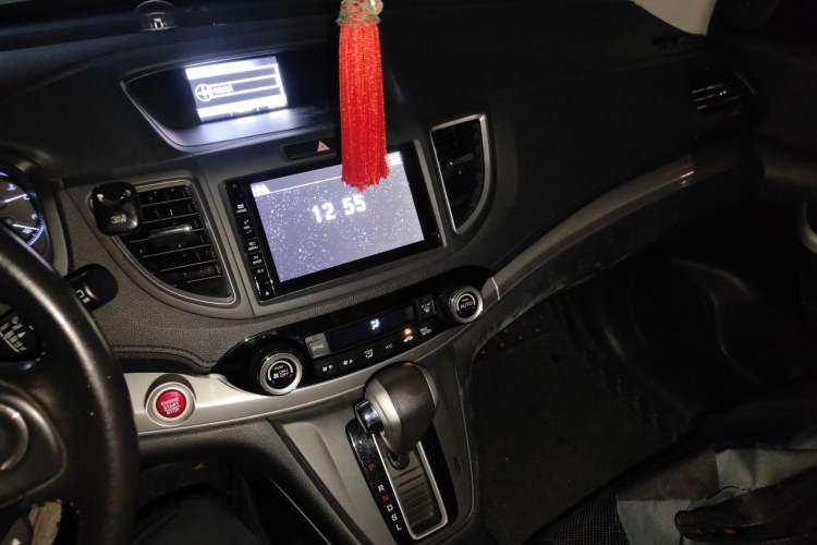 Used Honda CR-V 2015 2.4L two-wheel drive luxury version Audio And AC Panel