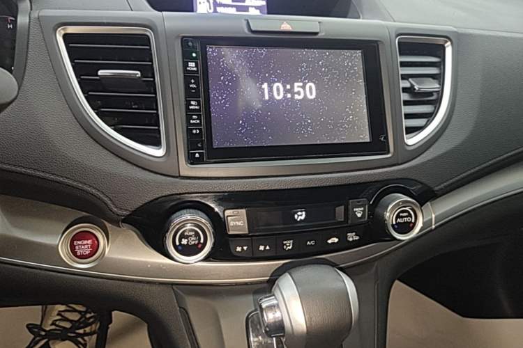 Used Honda CR-V 2015 2.4L two-wheel drive luxury version Audio And AC Panel