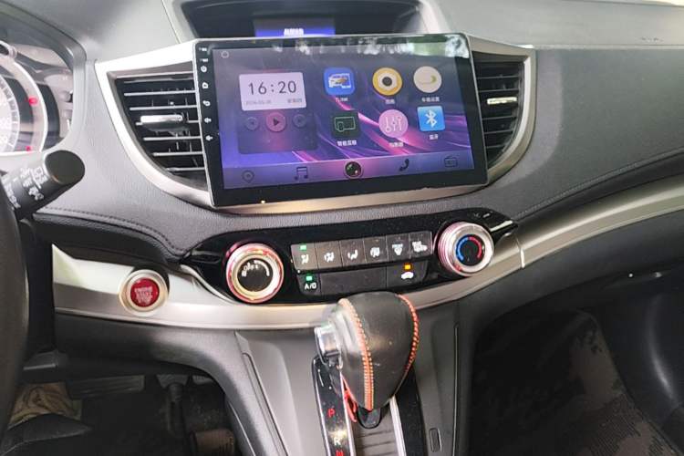 Used Honda CR-V 2015 2.0L two-wheel drive Fashion Edition Audio And AC Panel