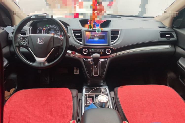 Used Honda CR-V 2015 2.0L two-wheel drive Fashion Edition Center Console