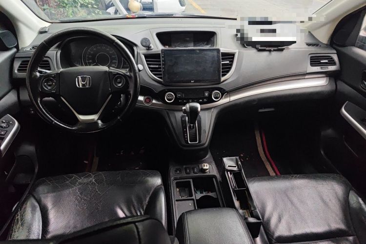 Used Honda CR-V 2015 2.4L four-wheel drive luxury version Center Console