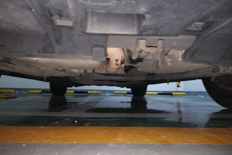 Used Honda CR-V 2015 2.4L two-wheel drive luxury version Chassis Front